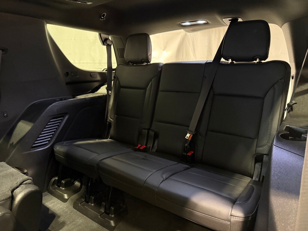 2021 GMC YUKON - Image 27