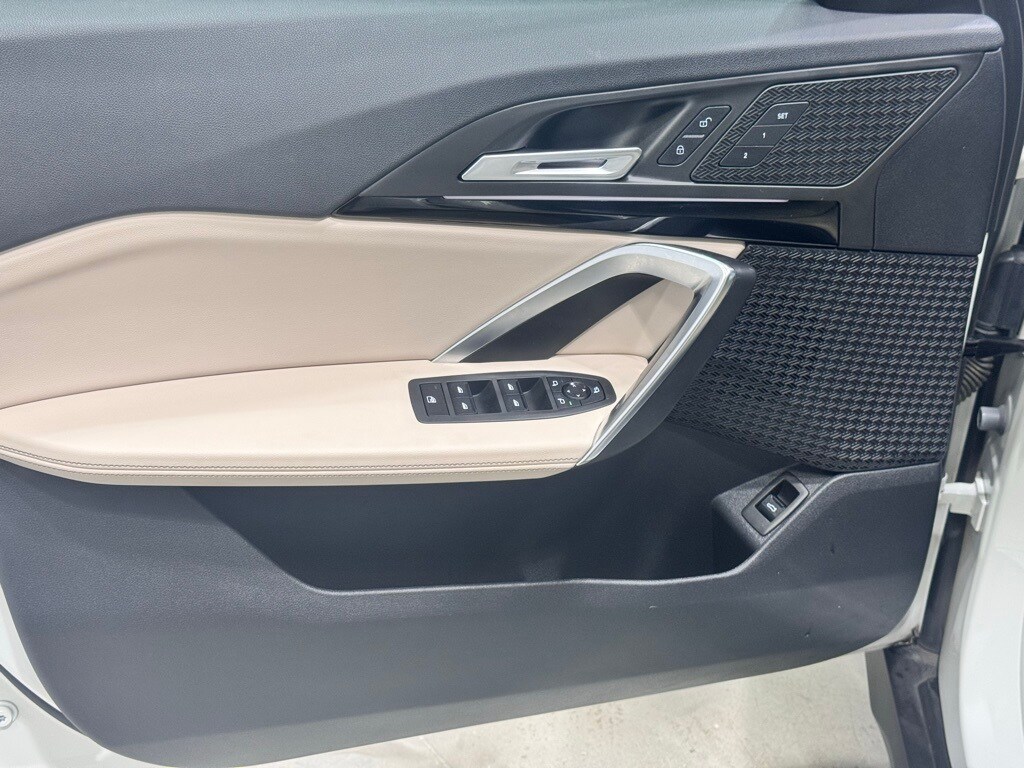 2023 BMW X1 - Image 18