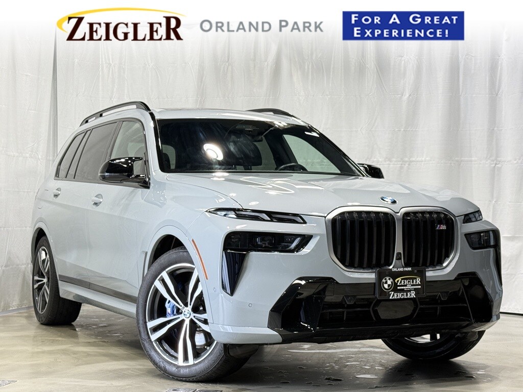 2025 BMW X7 - Image 1