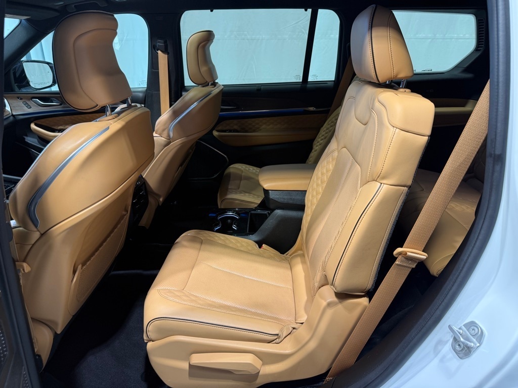 2021 JEEP GRAND CHEROKEE L - Image 19