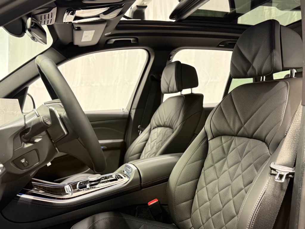 2026 BMW X5 - Image 16