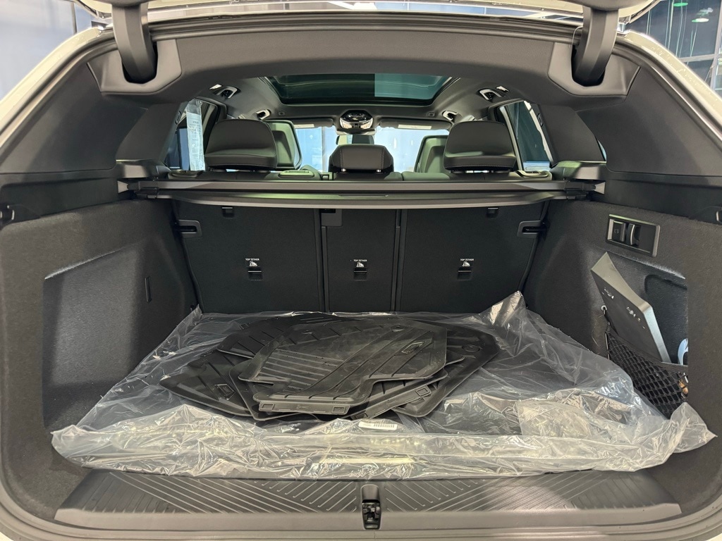 2025 BMW X3 - Image 30