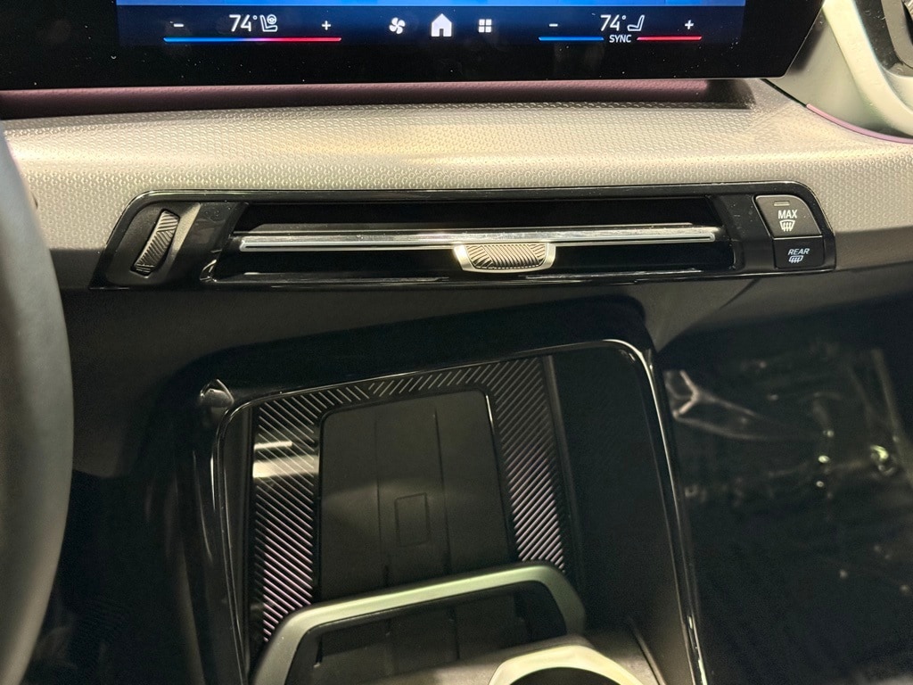 2025 BMW X2 - Image 13