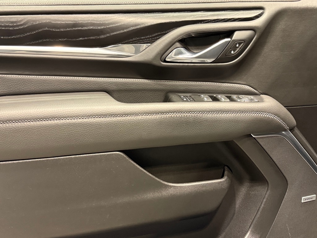 2021 GMC YUKON - Image 19