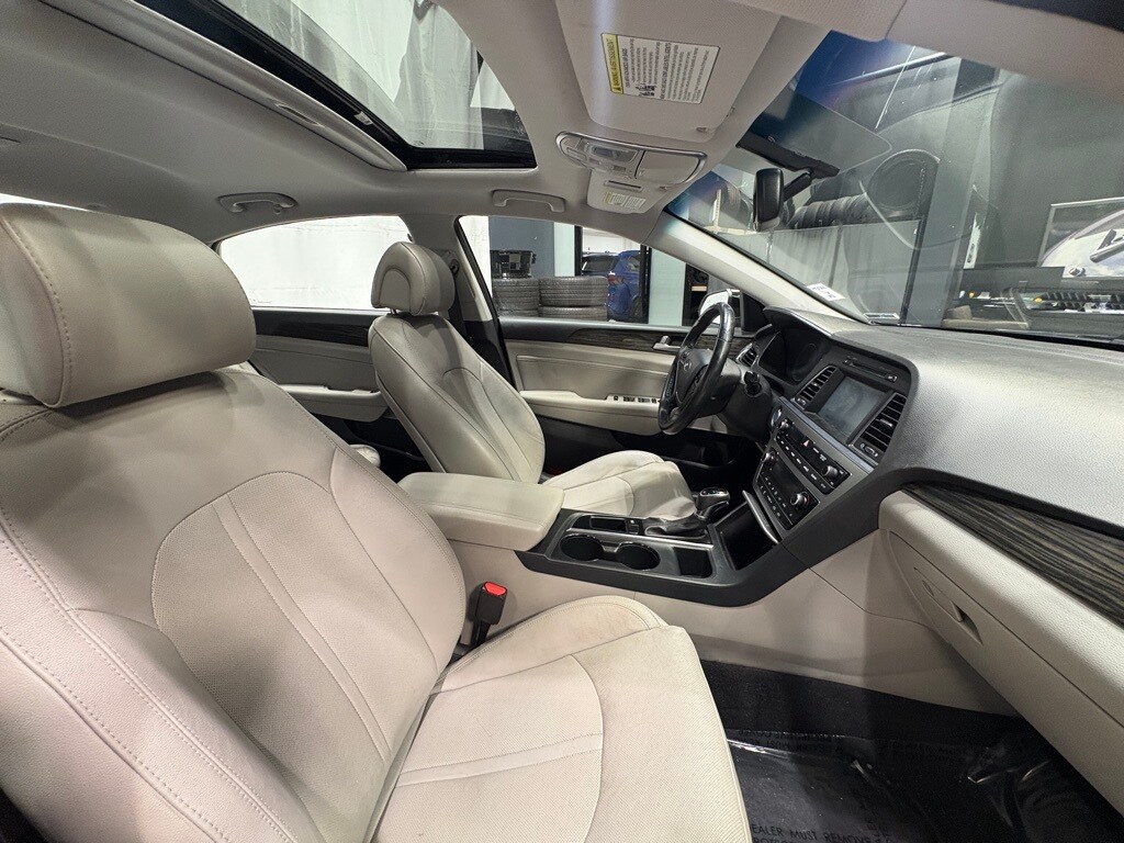 2017 HYUNDAI SONATA - Image 26