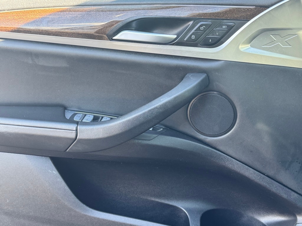 2023 BMW X4 - Image 18