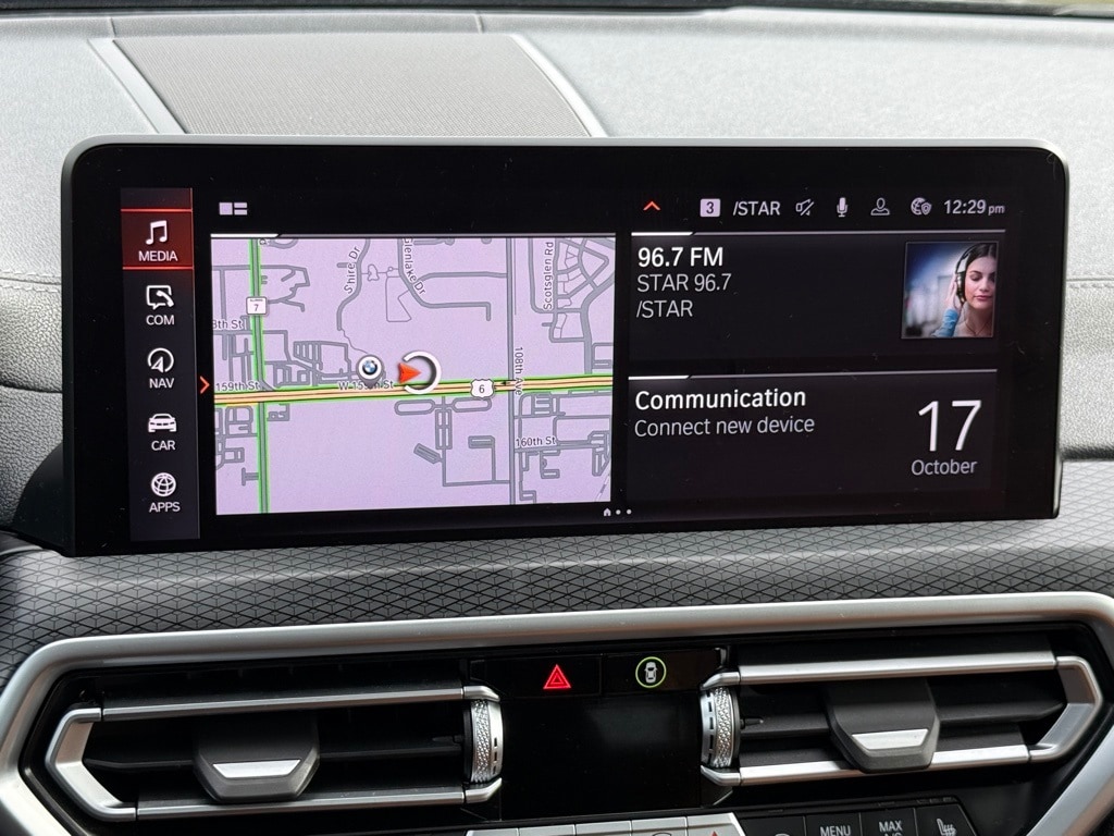 2022 BMW X4 - Image 13