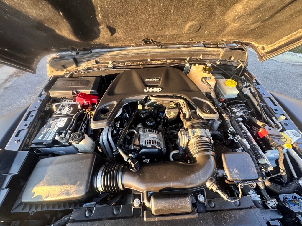 2019 JEEP WRANGLER - Image 33