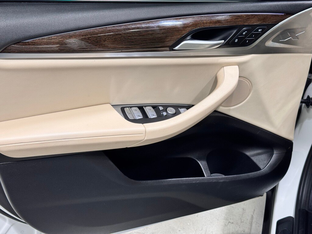 2022 BMW X3 - Image 18