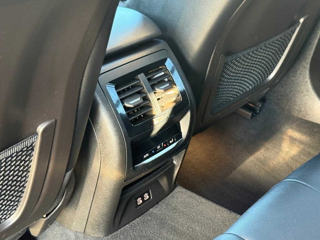 2023 BMW X4 - Image 23