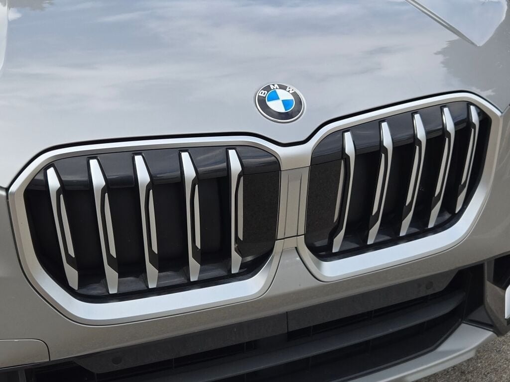 2025 BMW X1 - Image 5