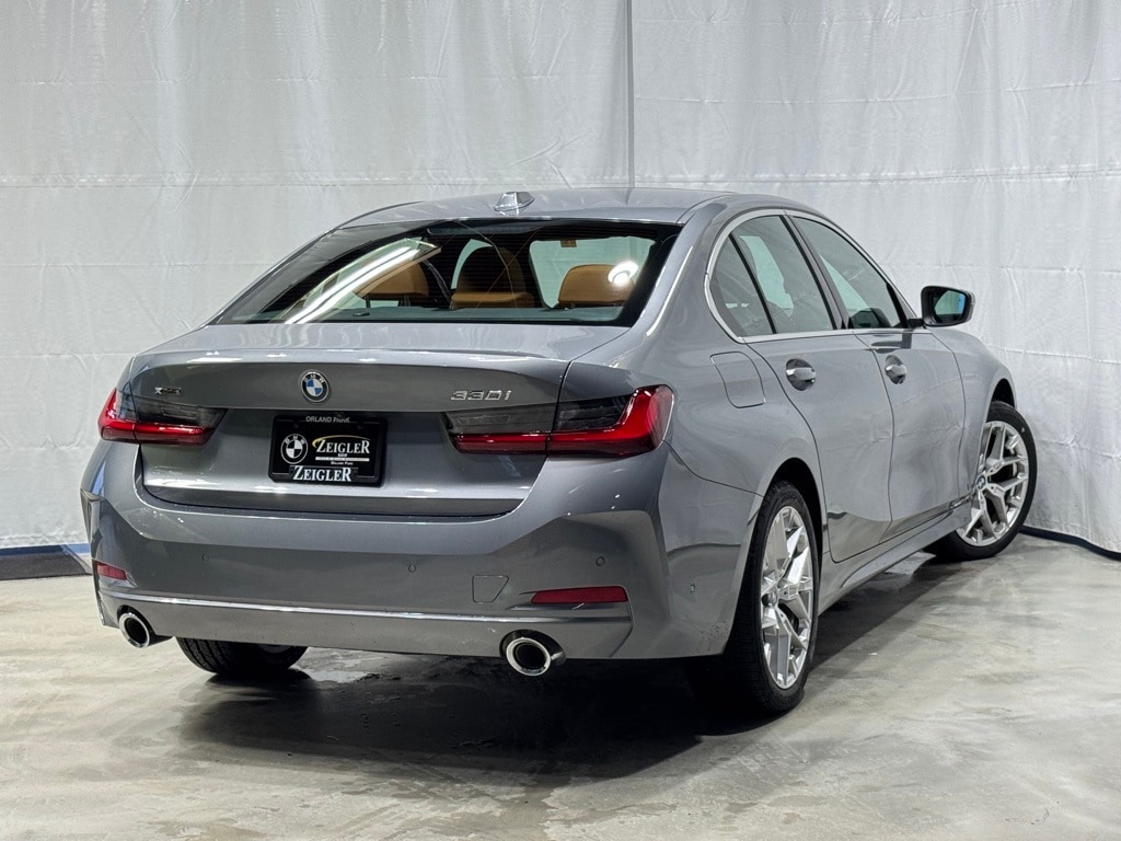 2025 BMW 330I - Image 4