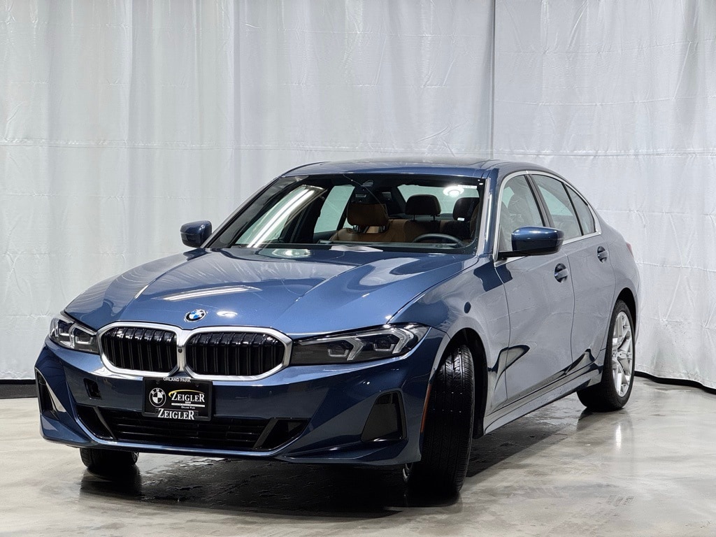 2025 BMW 330I - Image 3
