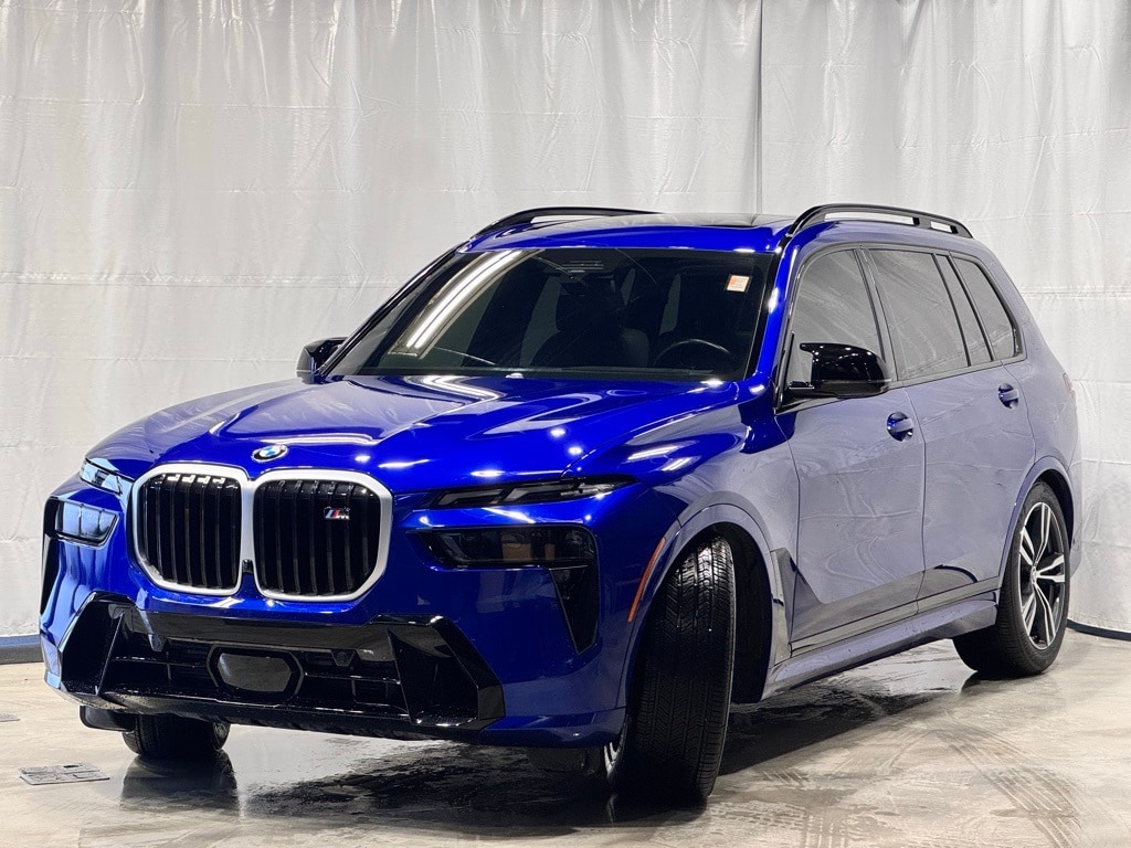 2024 BMW X7 - Image 3