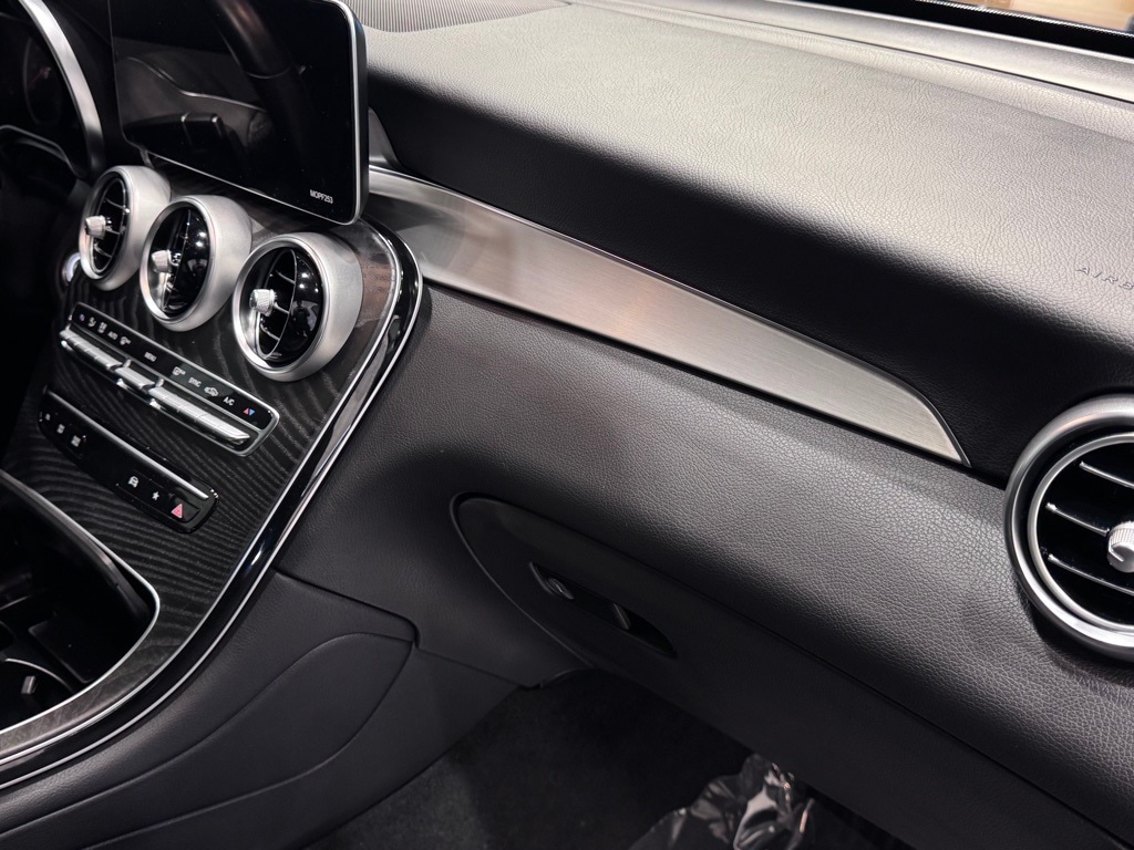 2022 MERCEDES-BENZ GLC-CLASS - Image 28