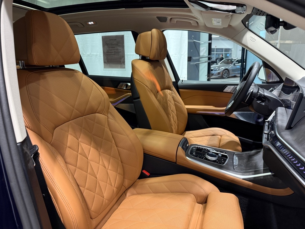 2026 BMW X7 - Image 33