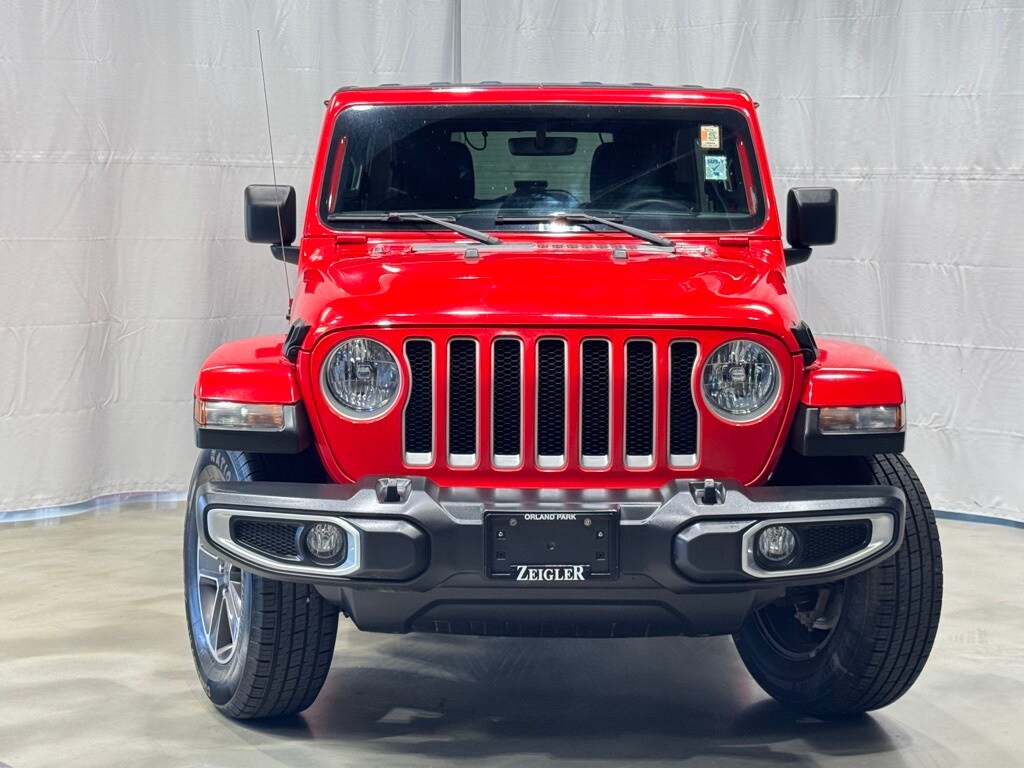 2023 Jeep Wrangler Sahara photo 2