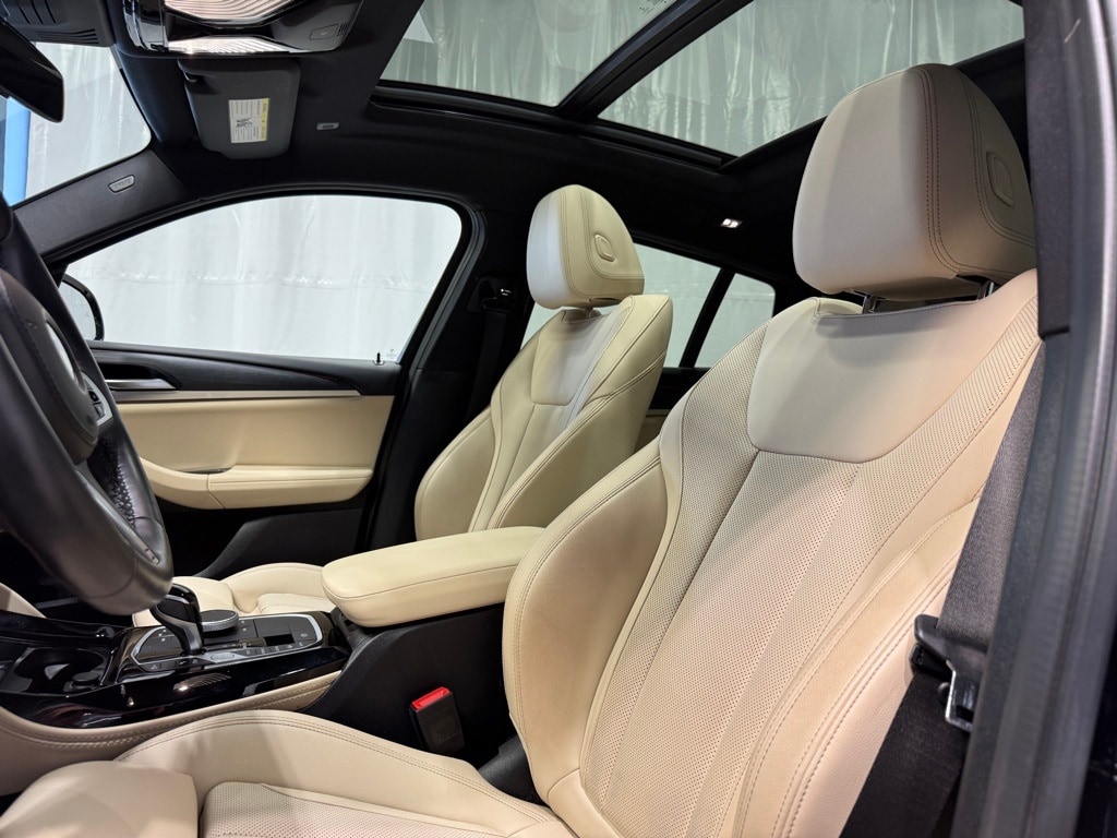 2023 BMW X4 - Image 19