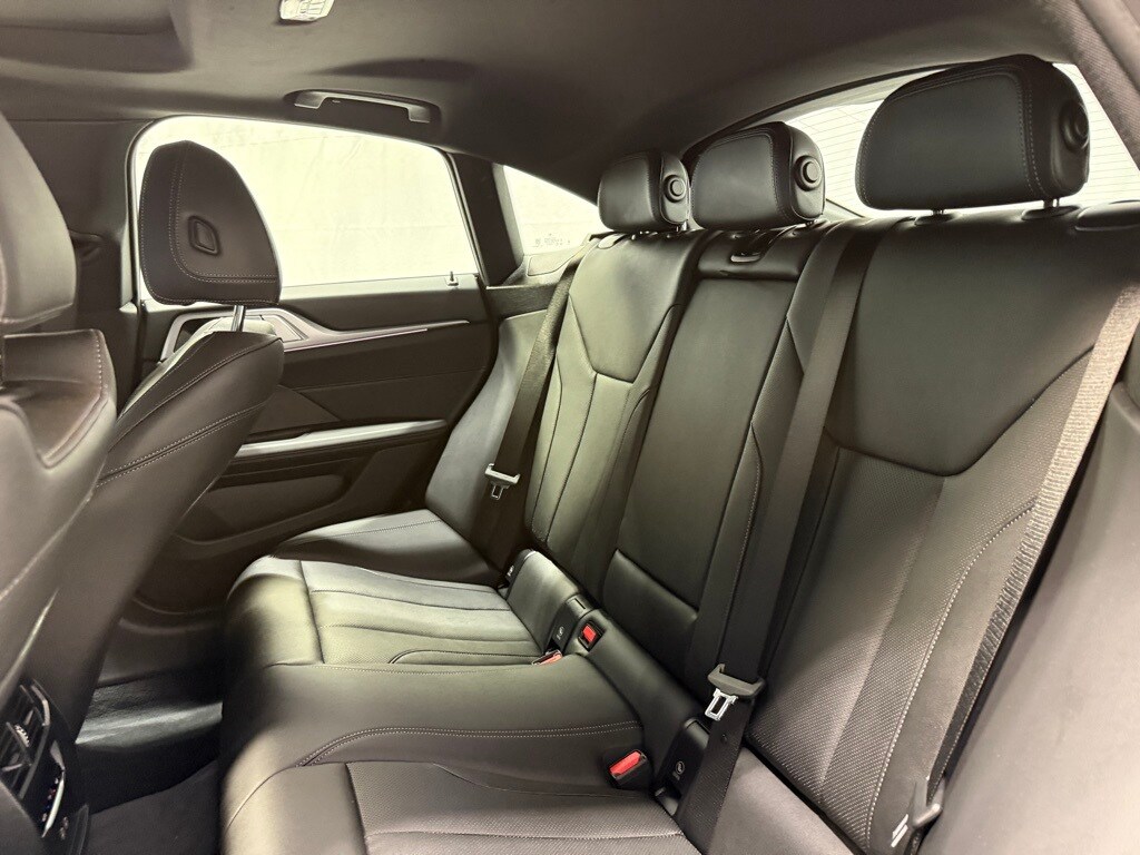 2025 BMW 440I - Image 22