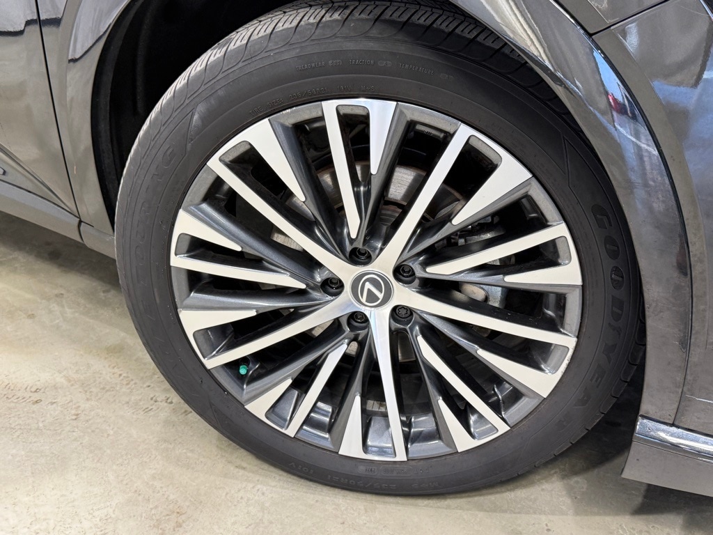 2024 LEXUS RX - Image 10