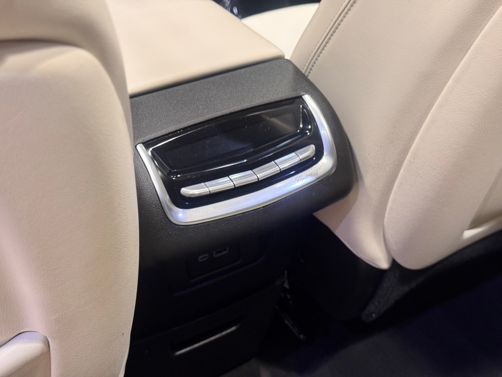 2024 CADILLAC XT6 - Image 20