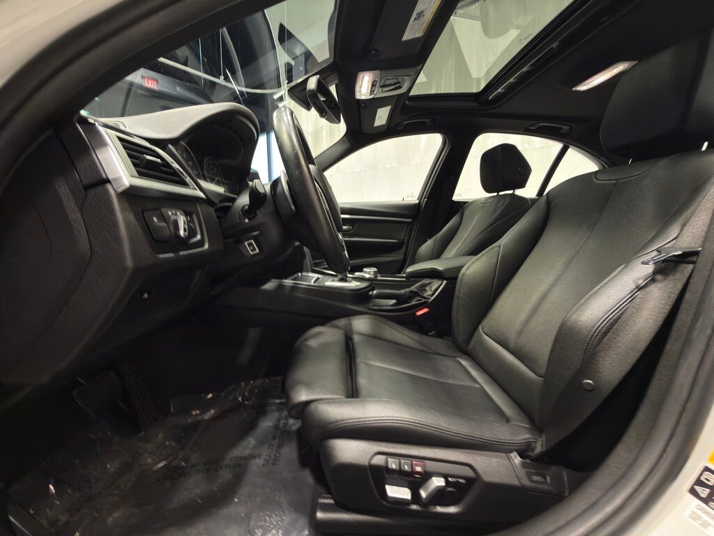 2018 BMW 340I - Image 32
