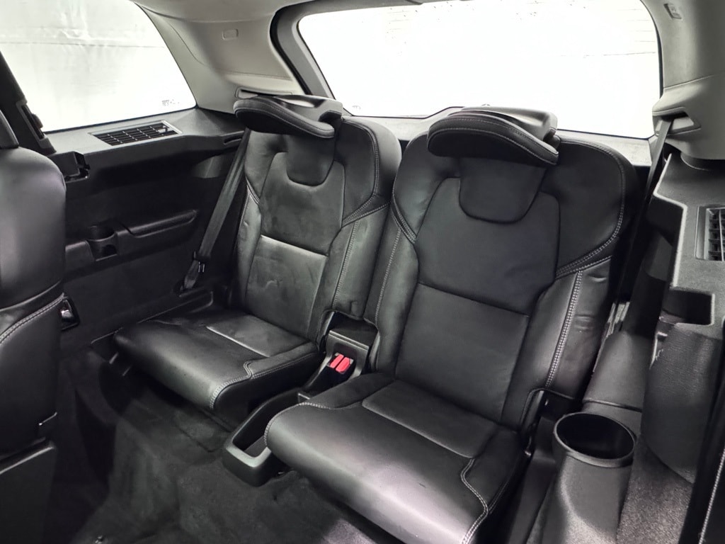 2022 VOLVO XC90 - Image 26