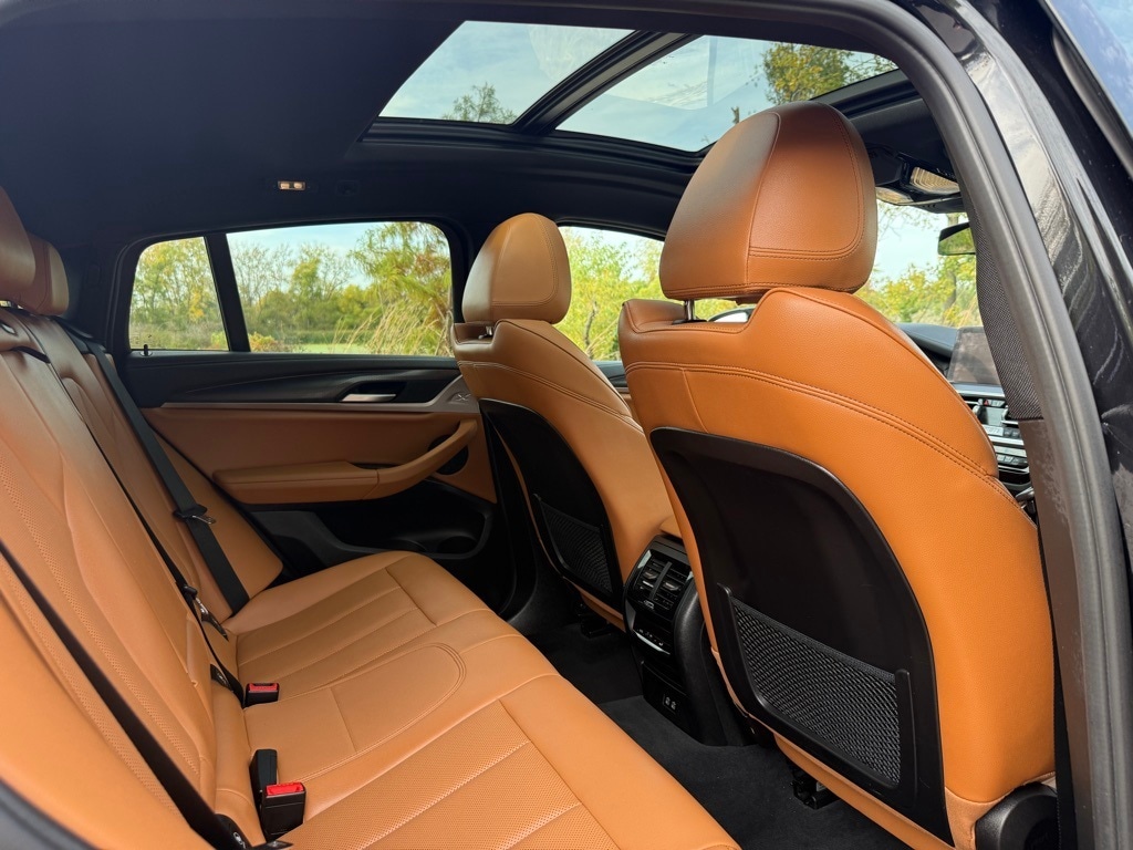 2022 BMW X4 - Image 24