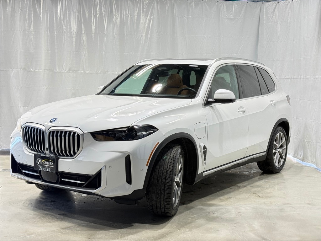 2024 BMW X5 - Image 3