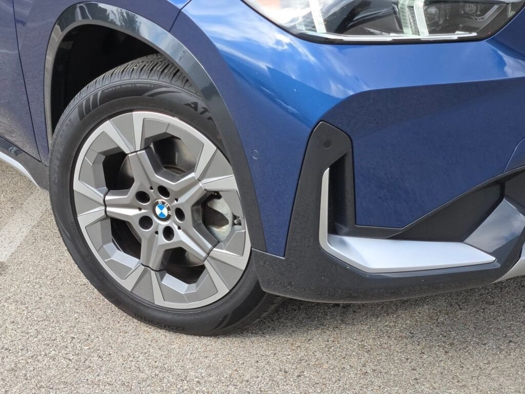 2025 BMW X1 - Image 3