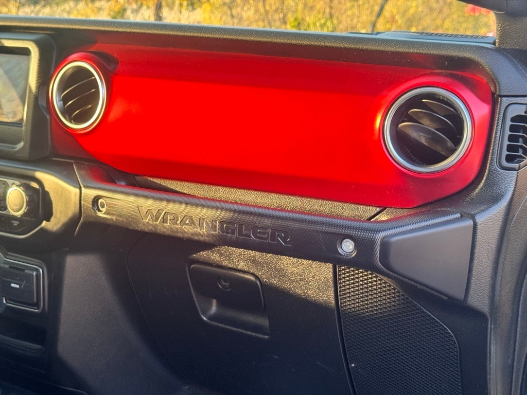 2019 JEEP WRANGLER - Image 29