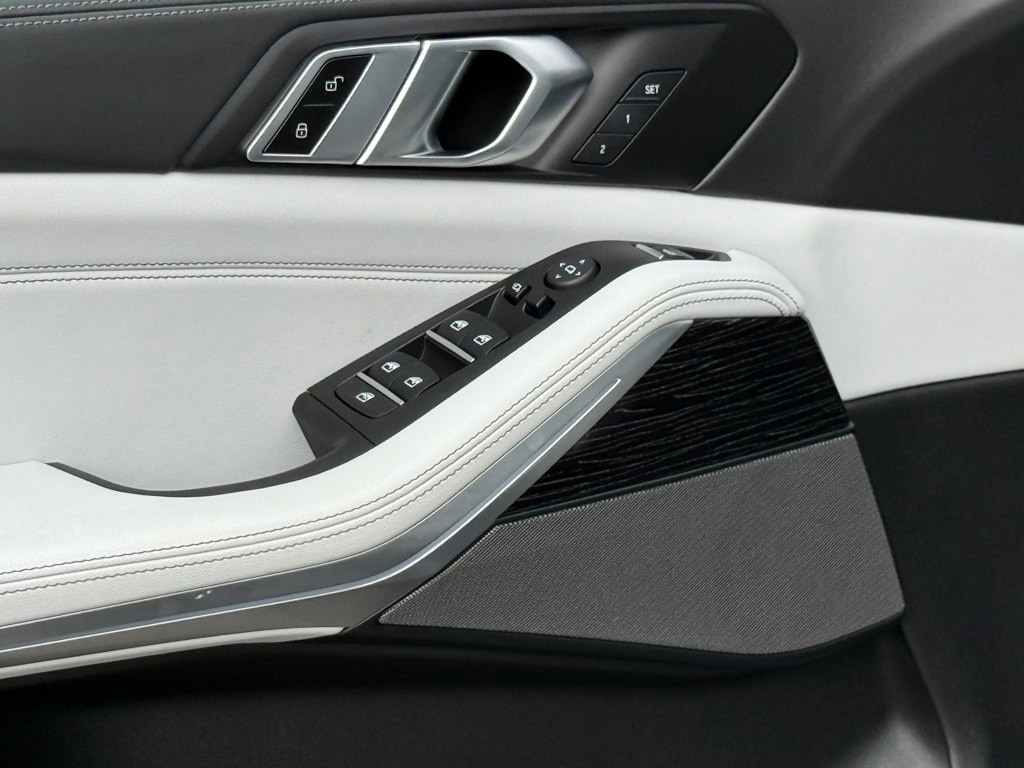 2024 BMW X5 - Image 16
