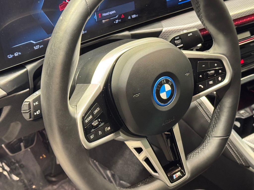 2025 BMW I4 - Image 16