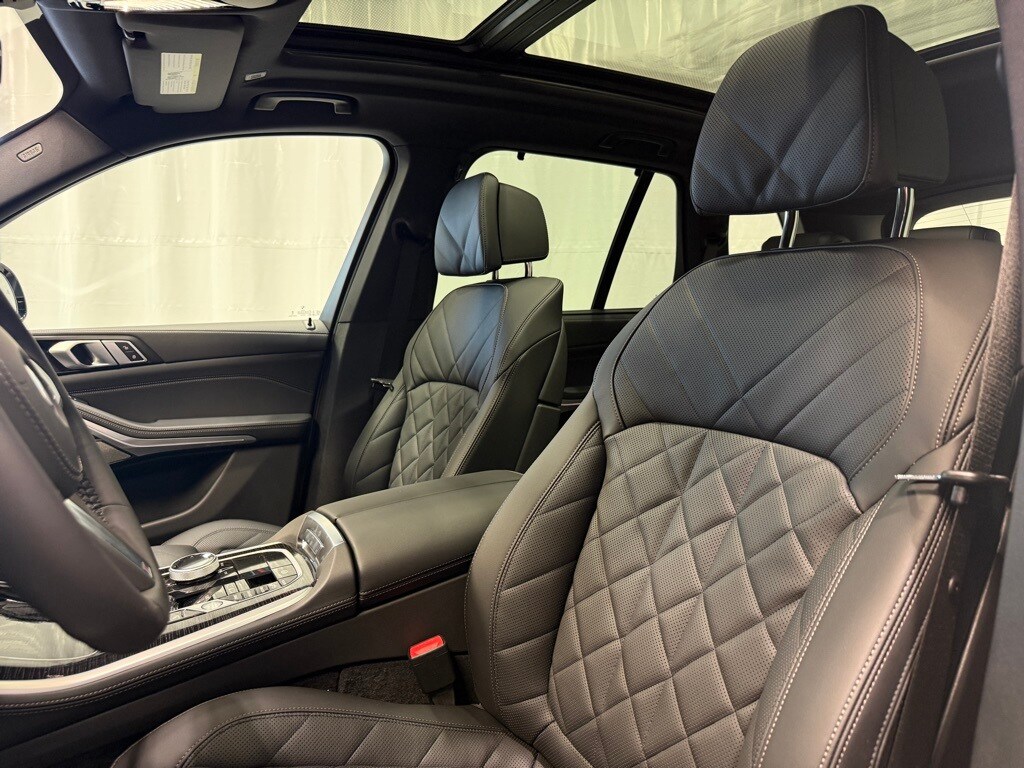 2025 BMW X5 - Image 19