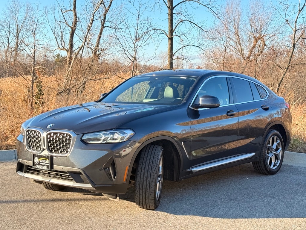 2023 BMW X4 - Image 3