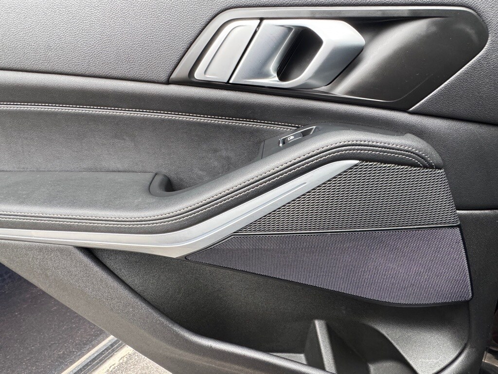 2023 BMW X5 - Image 22