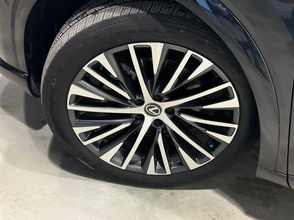 2024 LEXUS RX - Image 7