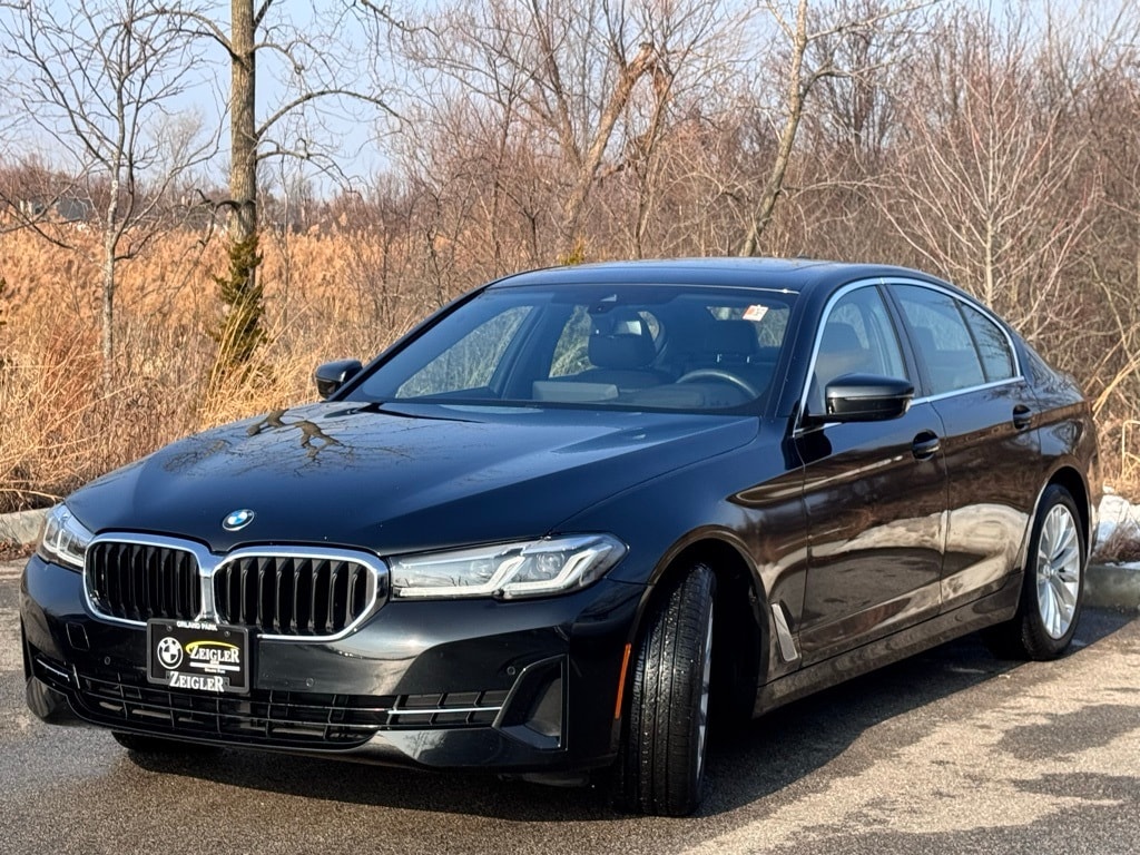 2022 BMW 530I - Image 3