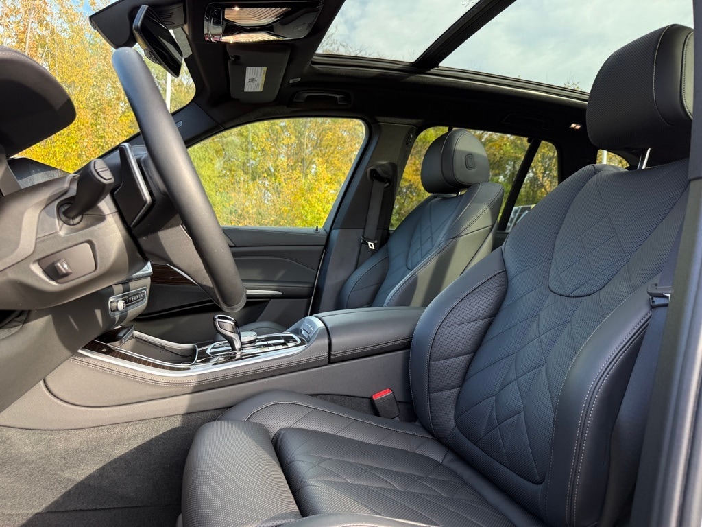 2023 BMW X5 - Image 19
