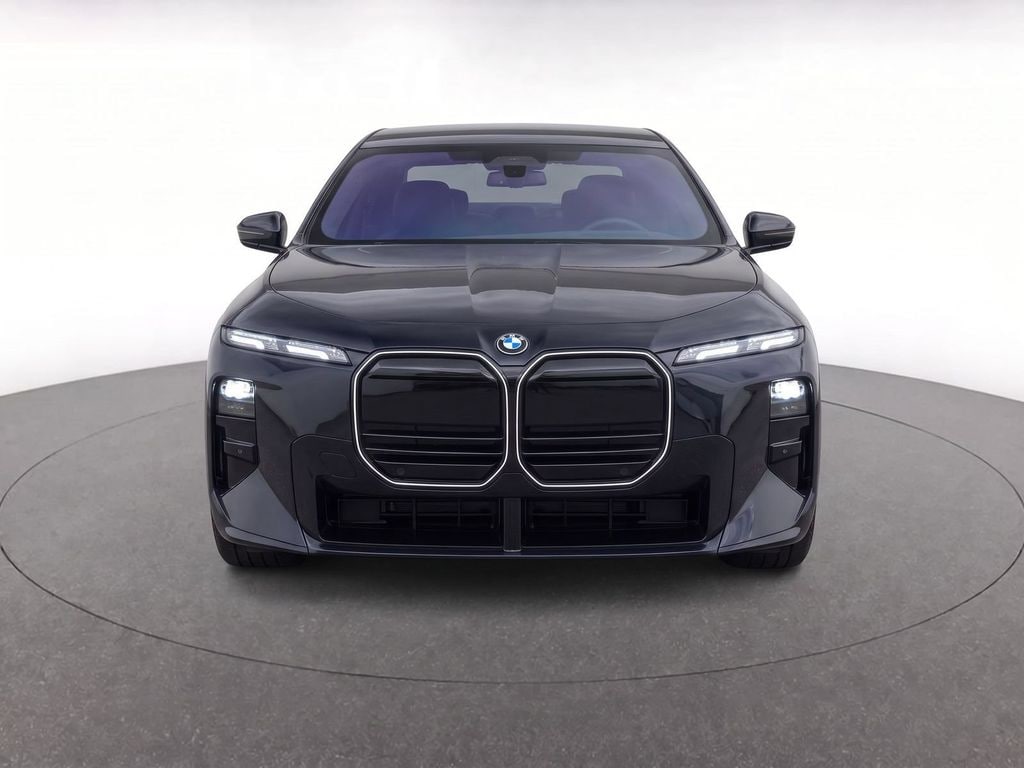 New 2027 BMW 740i xDrive Sedan
