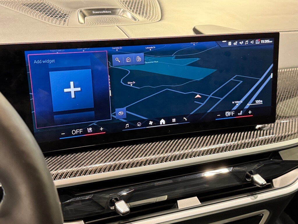 2025 BMW X7 - Image 12