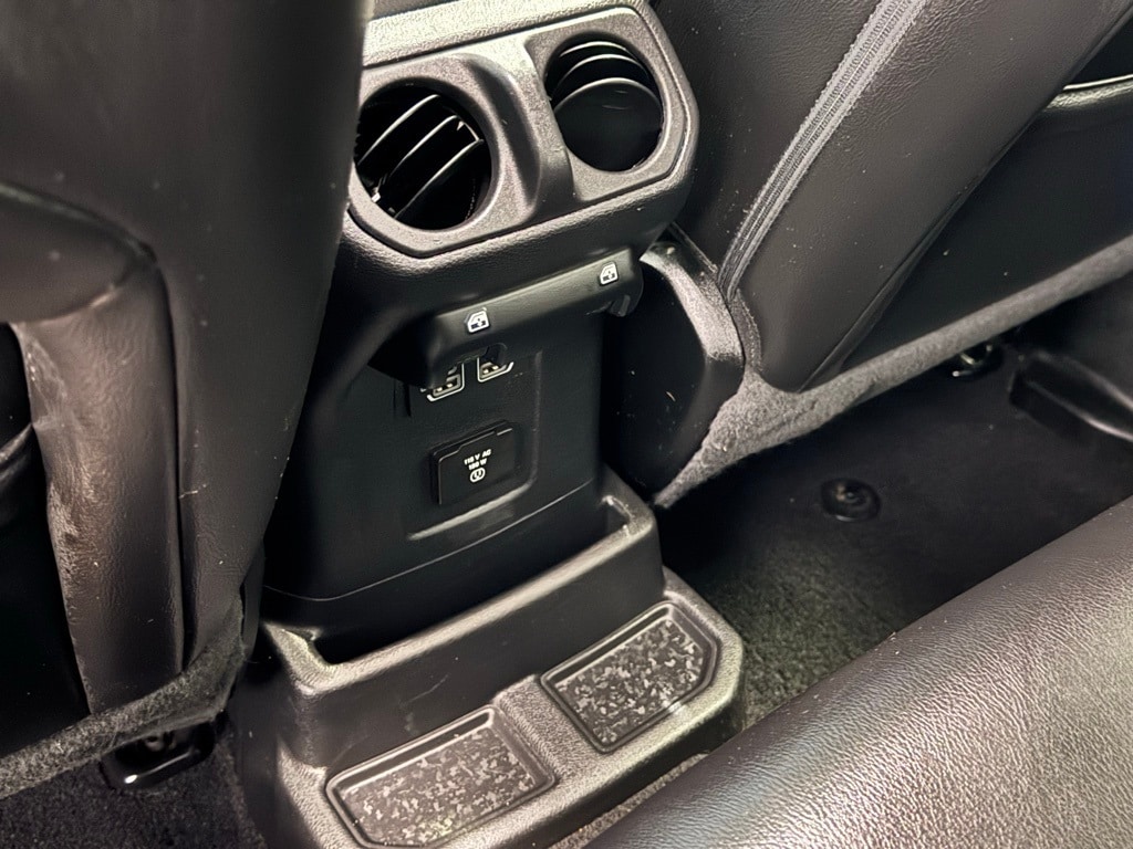 2023 JEEP WRANGLER - Image 25