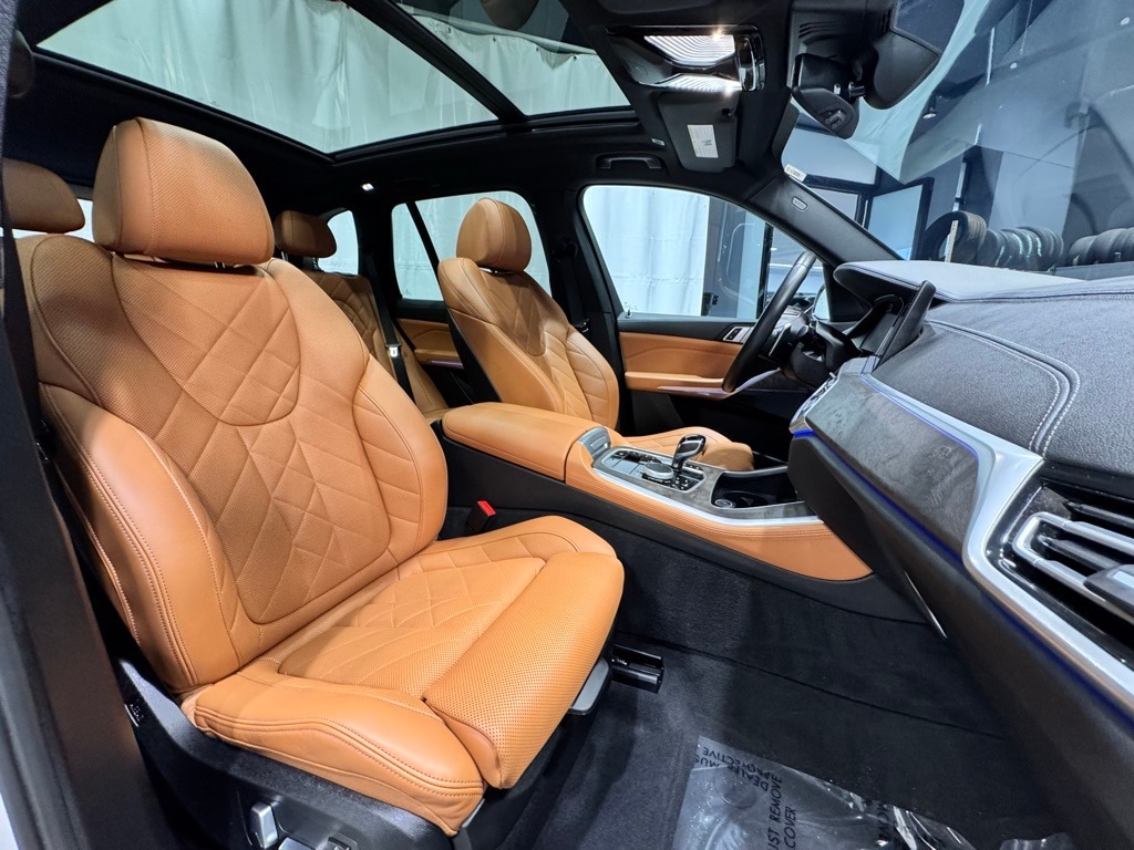 2023 BMW X5 - Image 29