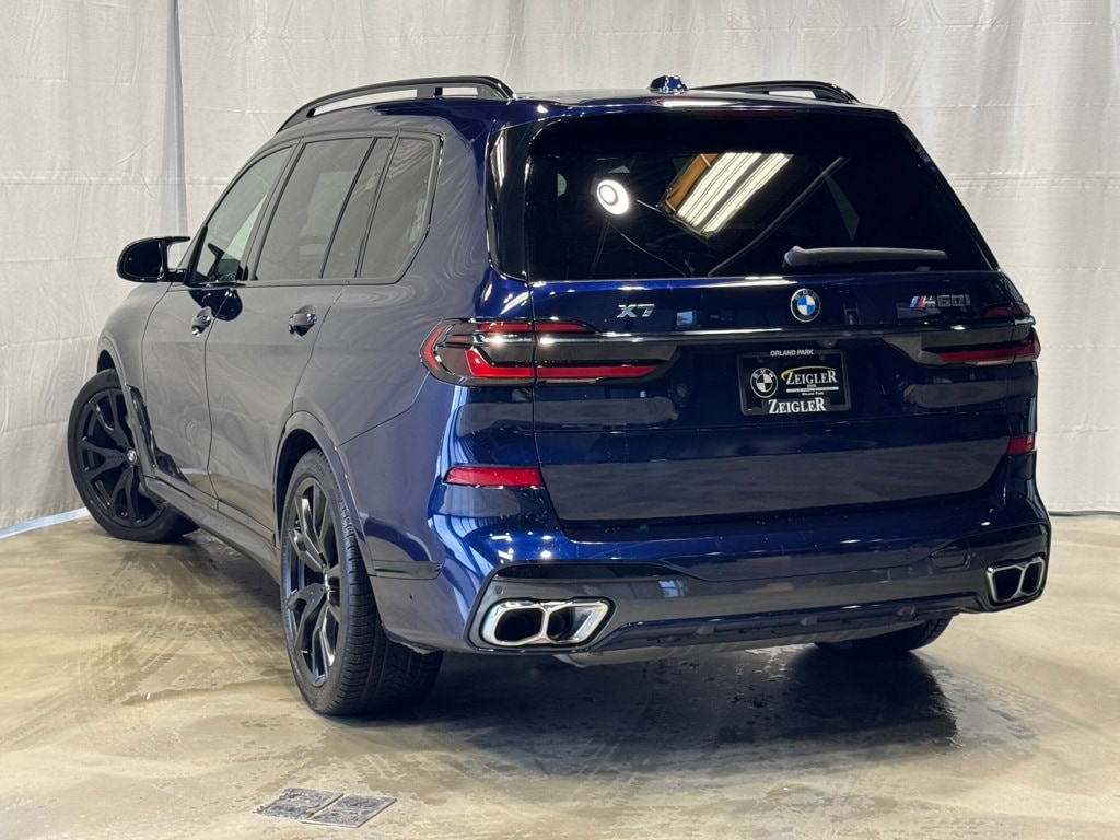 2024 BMW X7 - Image 4