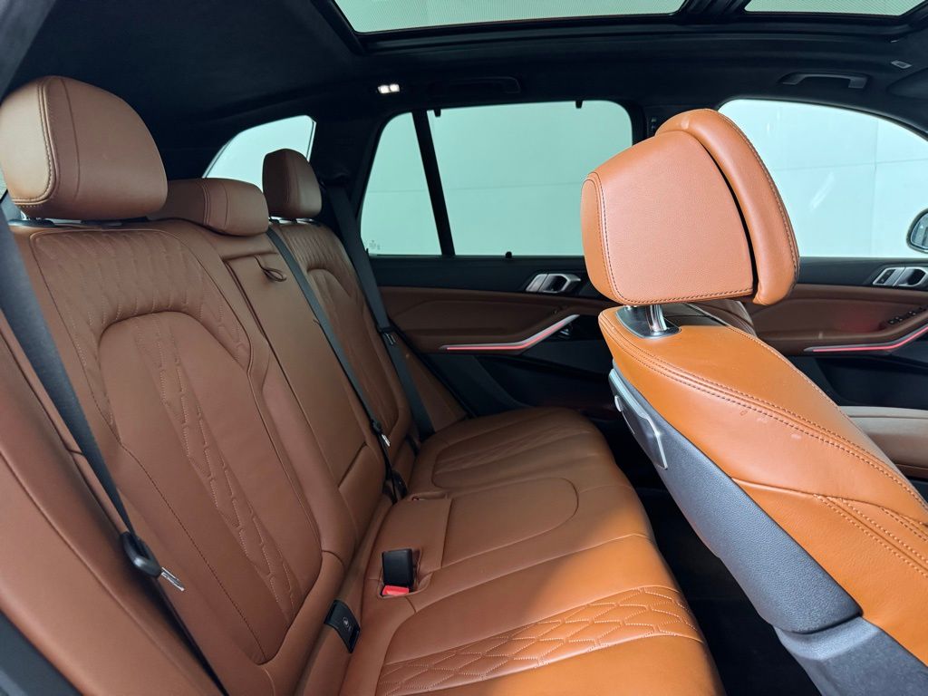 2024 BMW X5 - Image 27