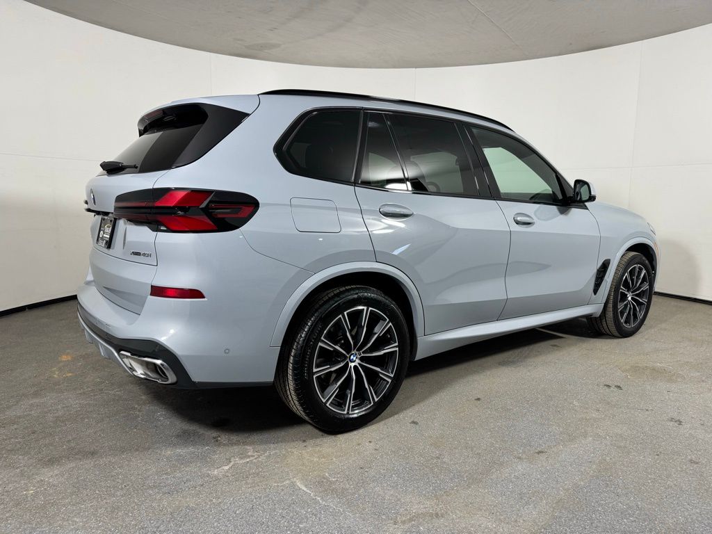 2024 BMW X5 - Image 5