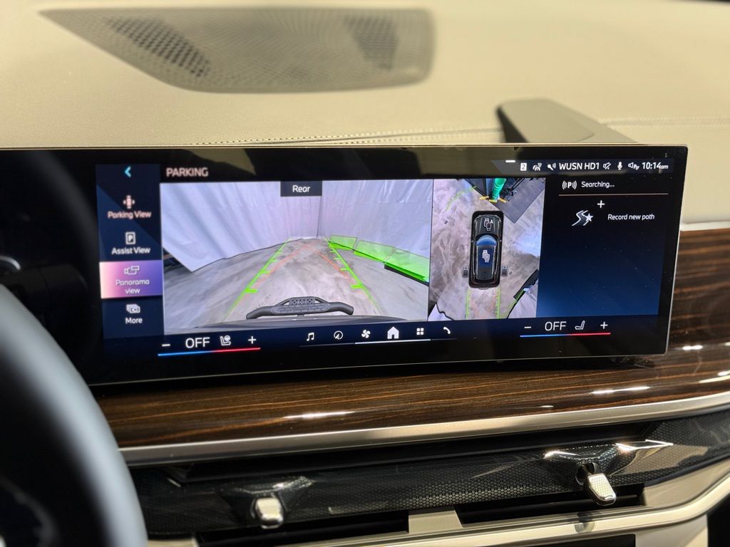 2026 BMW X5 - Image 32