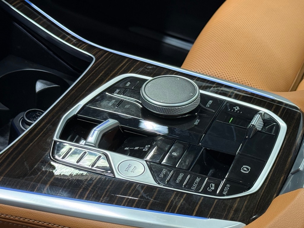 2024 BMW X5 - Image 18