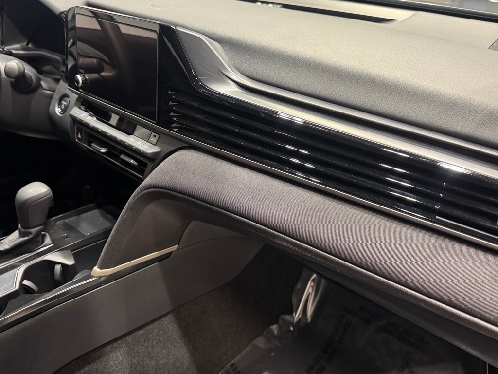 2025 TOYOTA CAMRY - Image 28