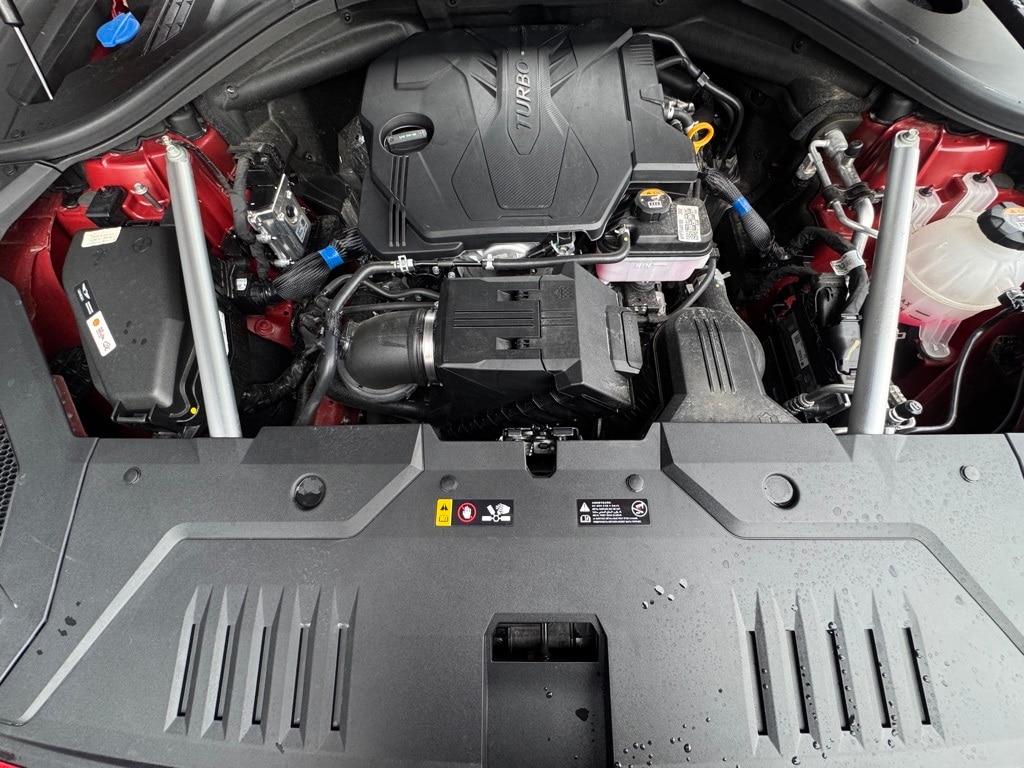 2024 GENESIS GV70 - Image 33